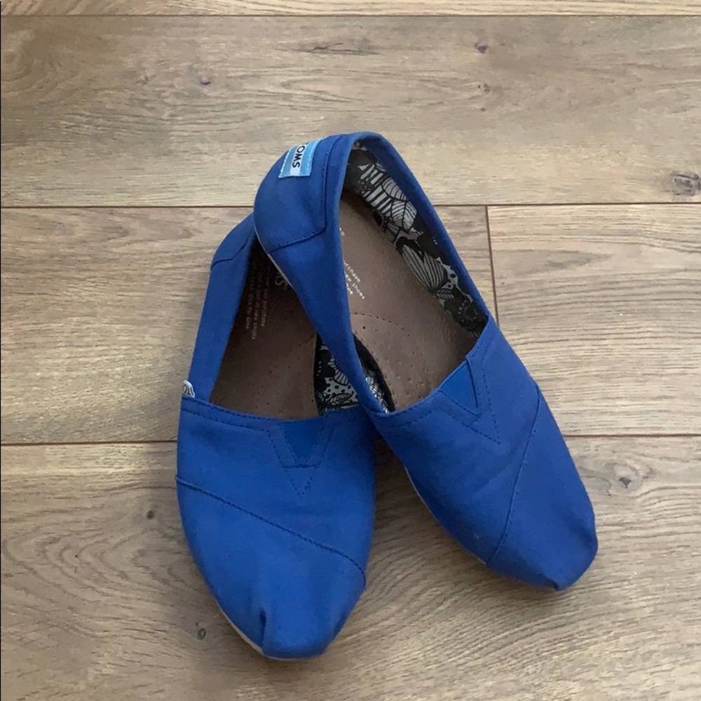 Classic Canvas Toms